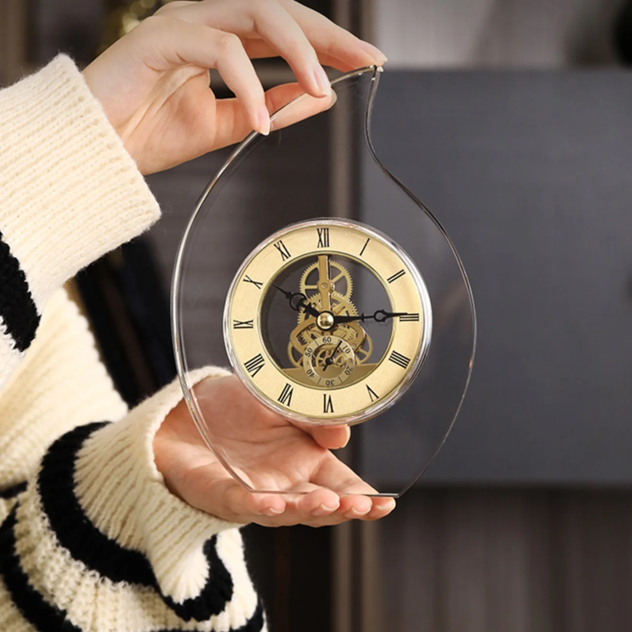 K9 Home Decorative Mechanical Table Clock for Business Giveaways Souvenir Transparent Unique Custom Crystal Customized Logo