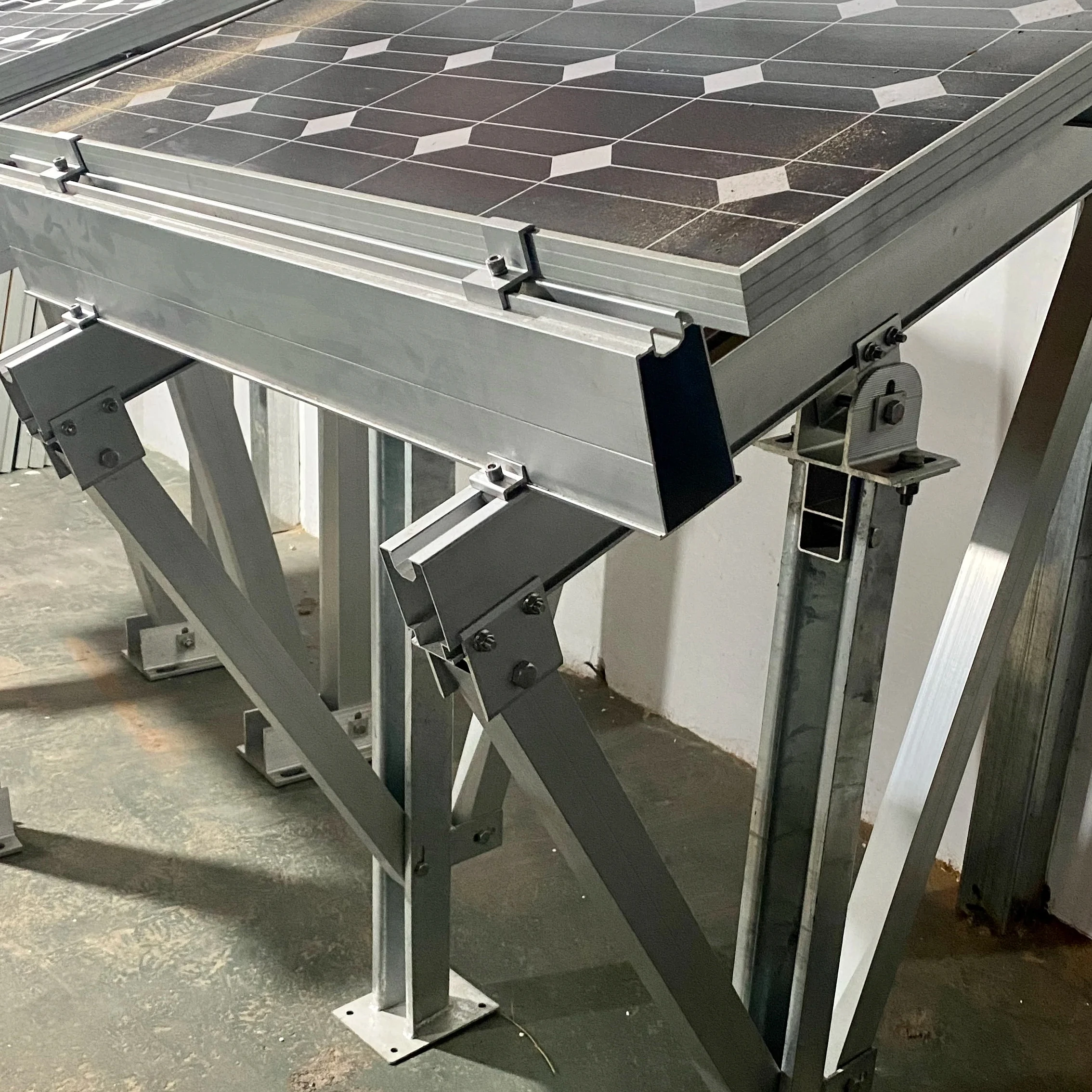 Modern Design Solar PV Mounting Single Ramming C pile Ground Mounting System