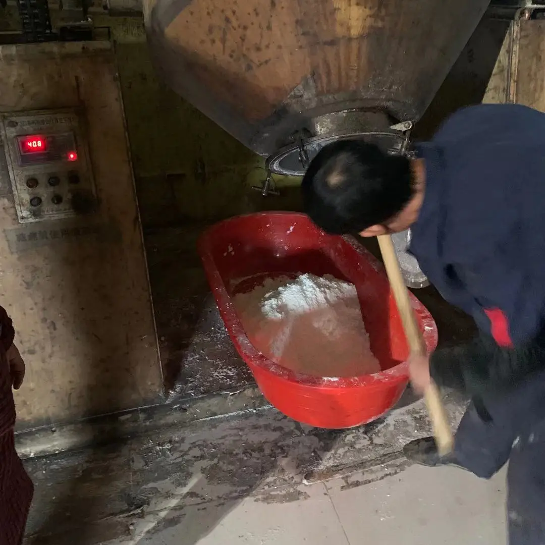 
Good quality Cinnamic acid CAS 621-82-9 with best price 