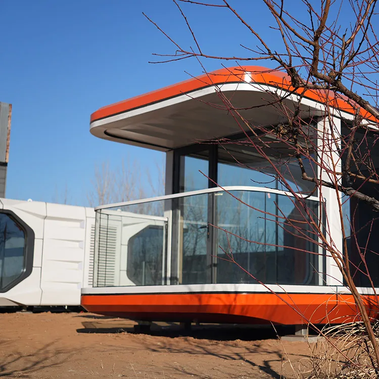 Xinghe     Mobile Container Hotel Prefabricated Futuristic Capsule House For Touring Prefab house