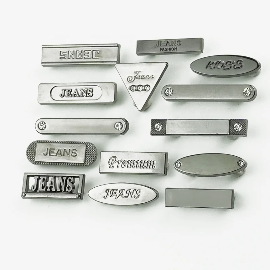JinYi Hardware OEM ODM фирменный дизайн логотипа декоративная металлическая этикетка из цинкового сплава для одежды