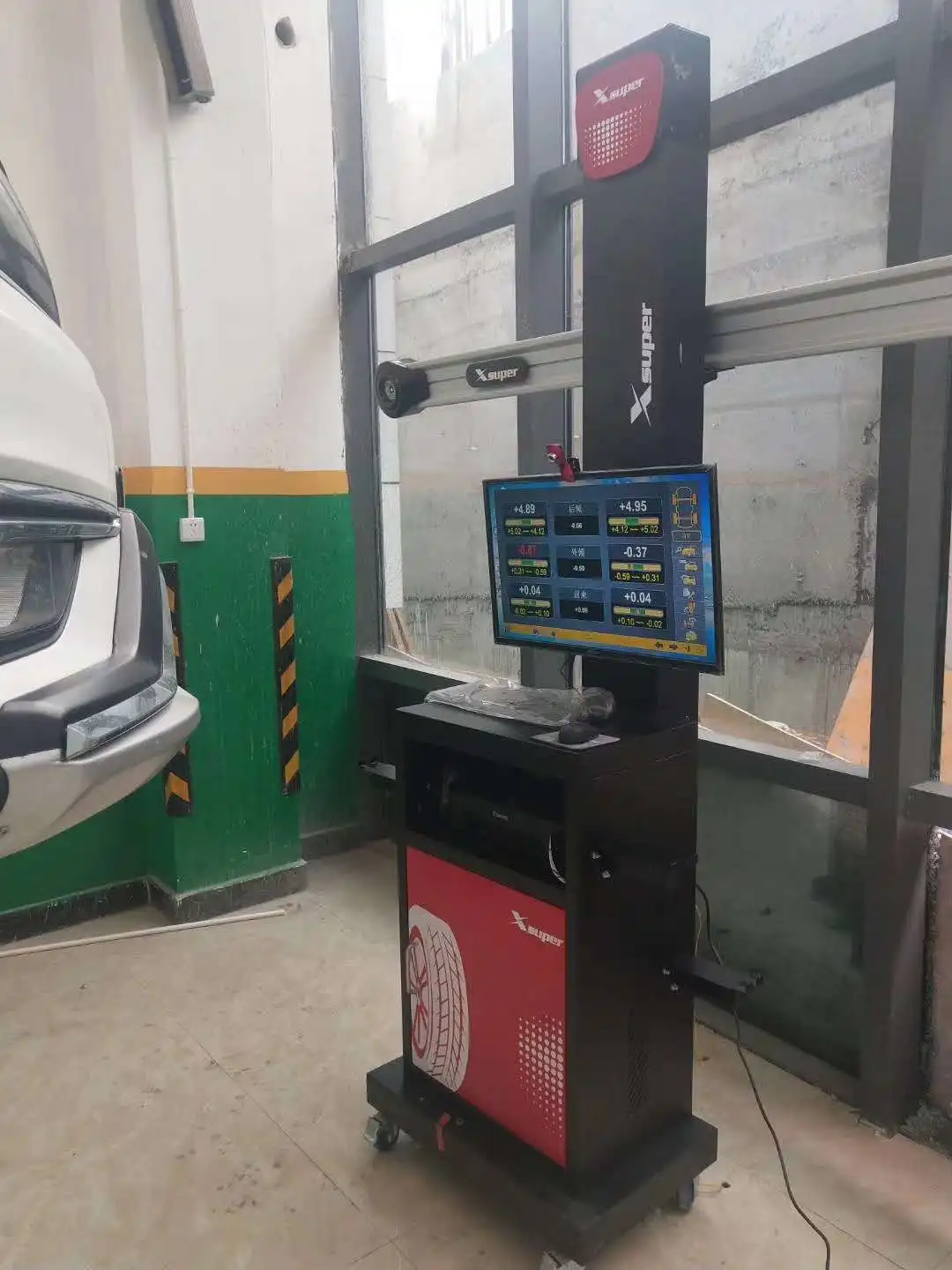 Новый дизайн 2D программное обеспечение для выравнивания колес машина автомобиля шин