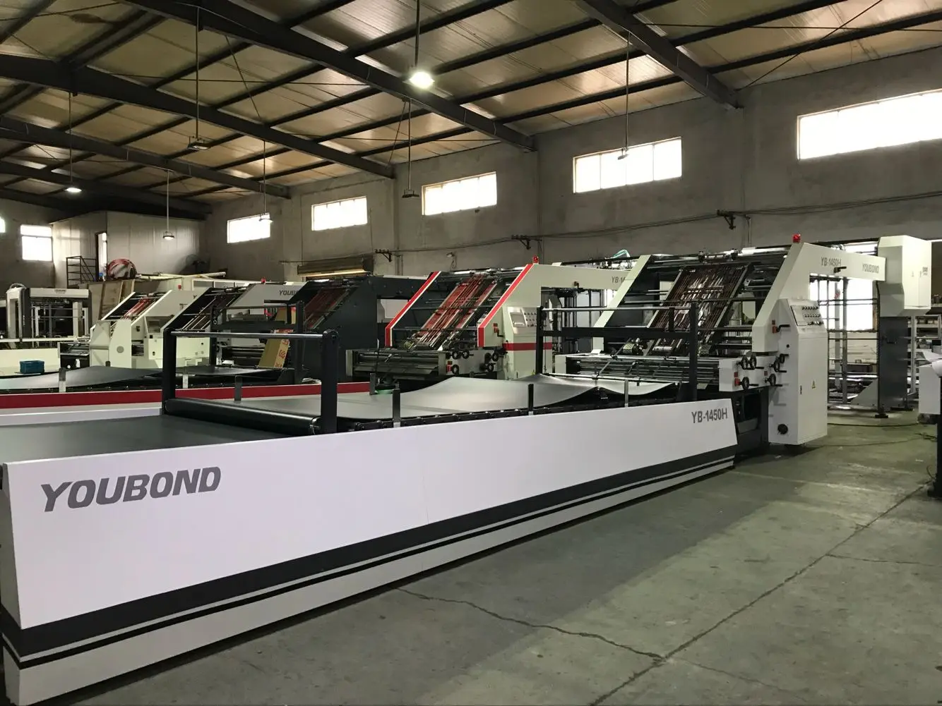 Factory Fully Automatic Sheet Paper Thermal Servo Laminating Machine with Good Price