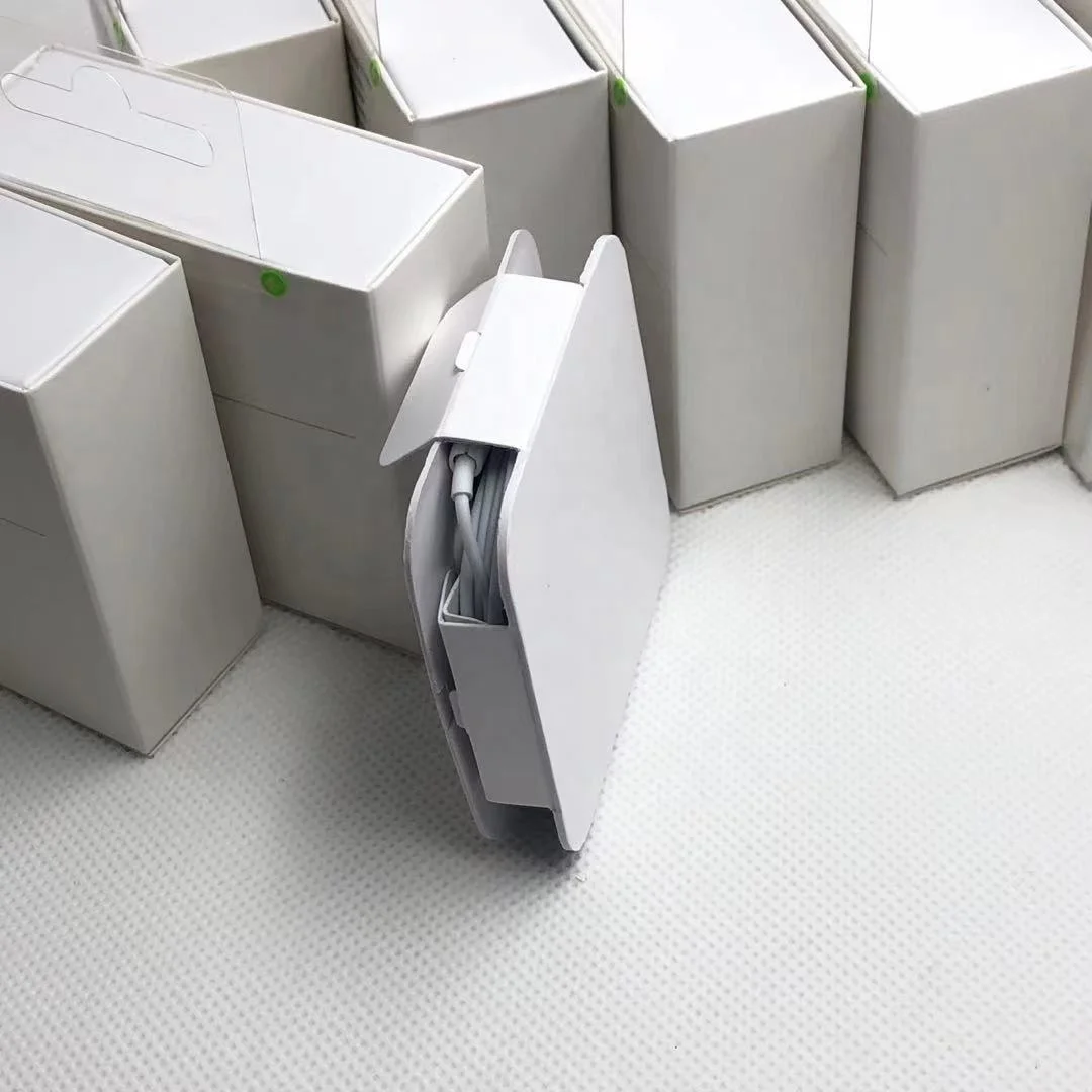 100% Original Chip In Ear Wired Headset Hand free Earbuds Earphone Headphones with Mic for iPhone 7 8 X 12 11 Pro Max