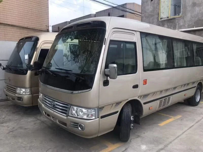Японские туристические автобусы yota специальные пассажирские на 30 мест