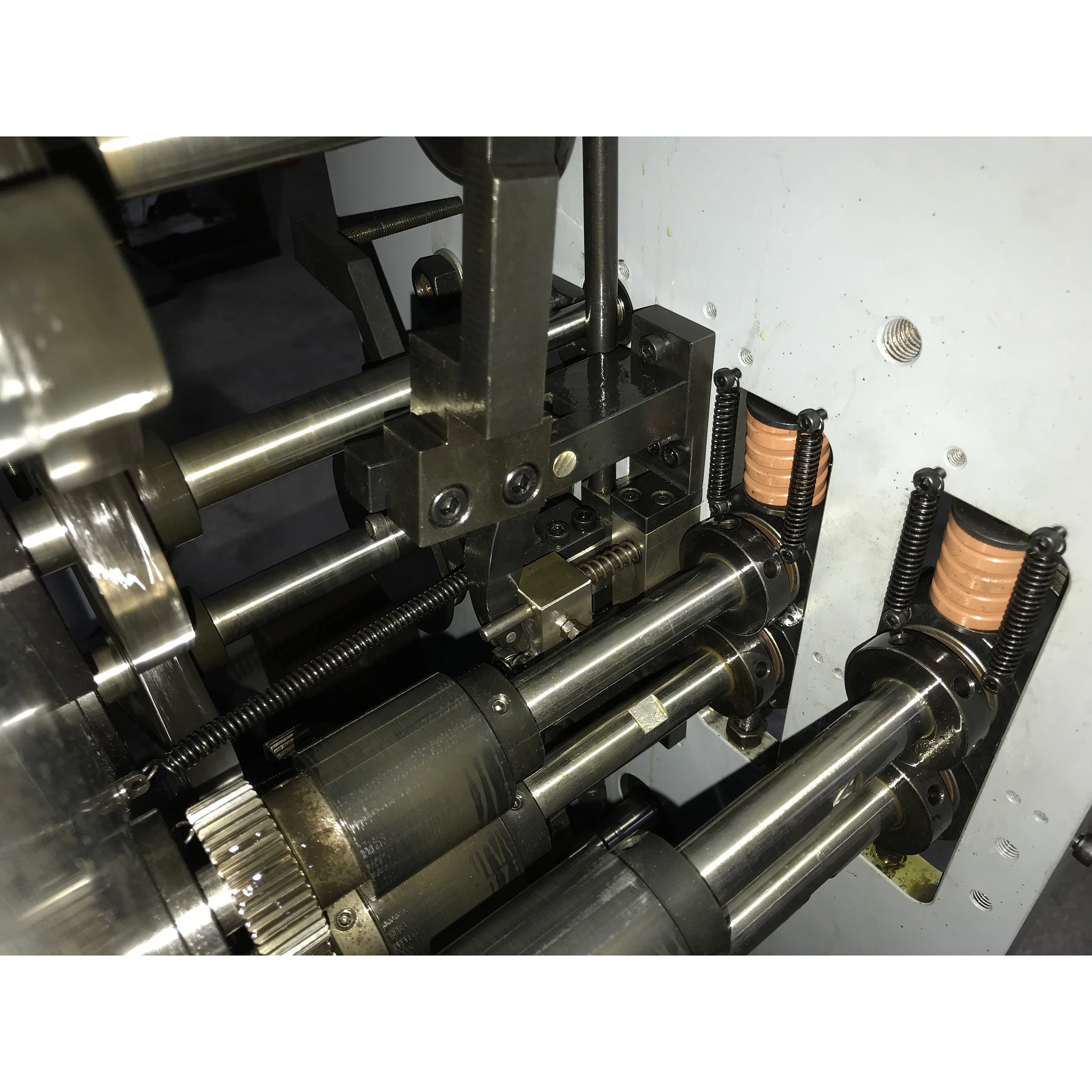 Heavy duty mold spring  compression spring coiling machine 8mm wire thick