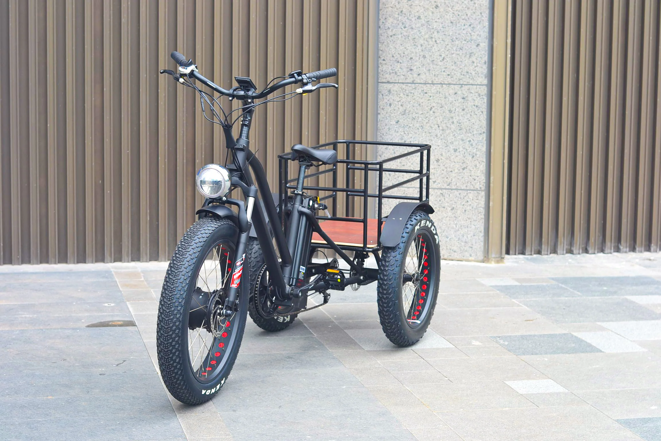 BEITE/TDE-09Z 250W Bafang electric bicycle, with wooden box