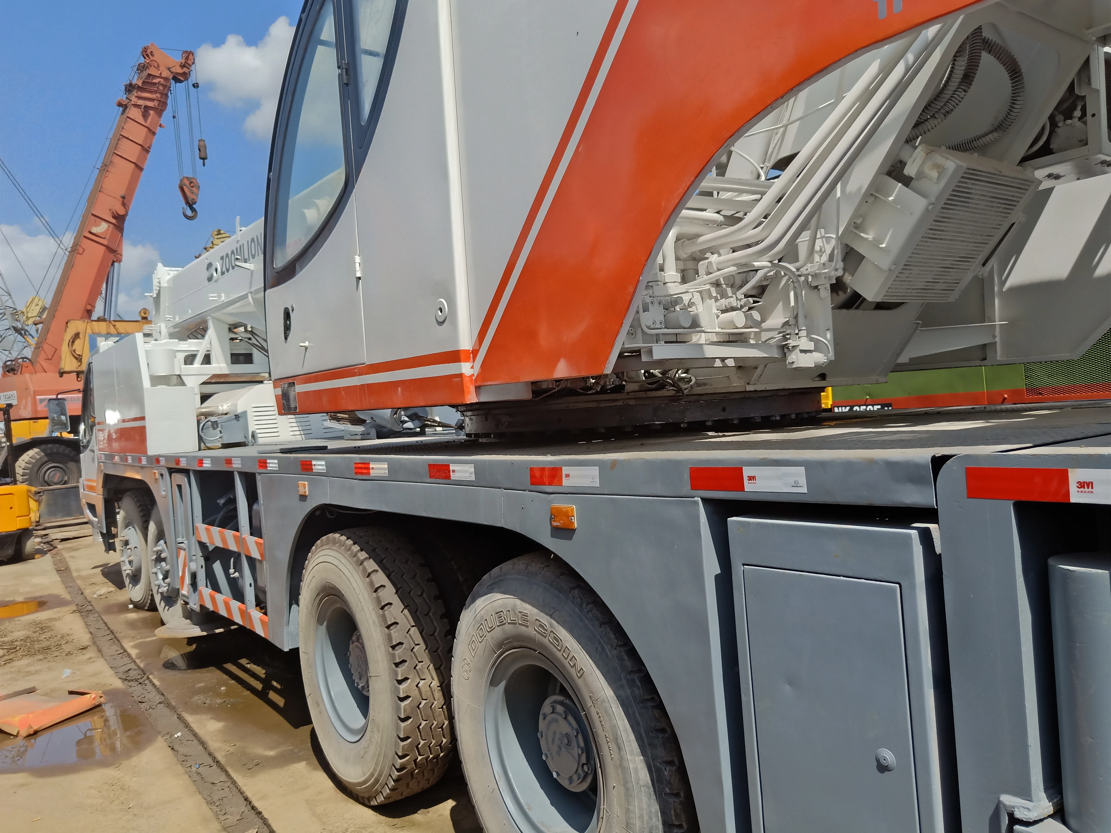 used Zoomlion crane QY50V qy50 50v zoomlion50 50 ton telescopic boom truck crane