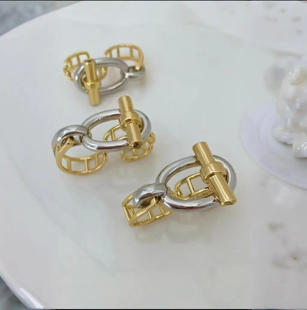 2025 New Design OT buckle Fashion Bangle Finger Rings Set 18K Plain Gold Silver Plated Designer Jewelry Women Luxury