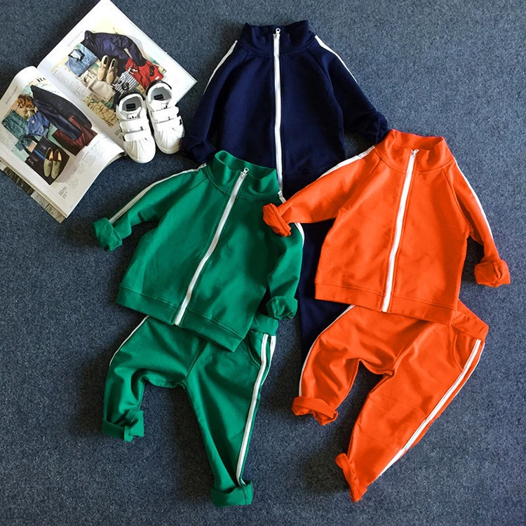 
Latest Design Brand Name Kids Sport Track Suit Simple Blank Tracksuit Wholesale Boys Tracksuit Kids Custom Clothes Set 