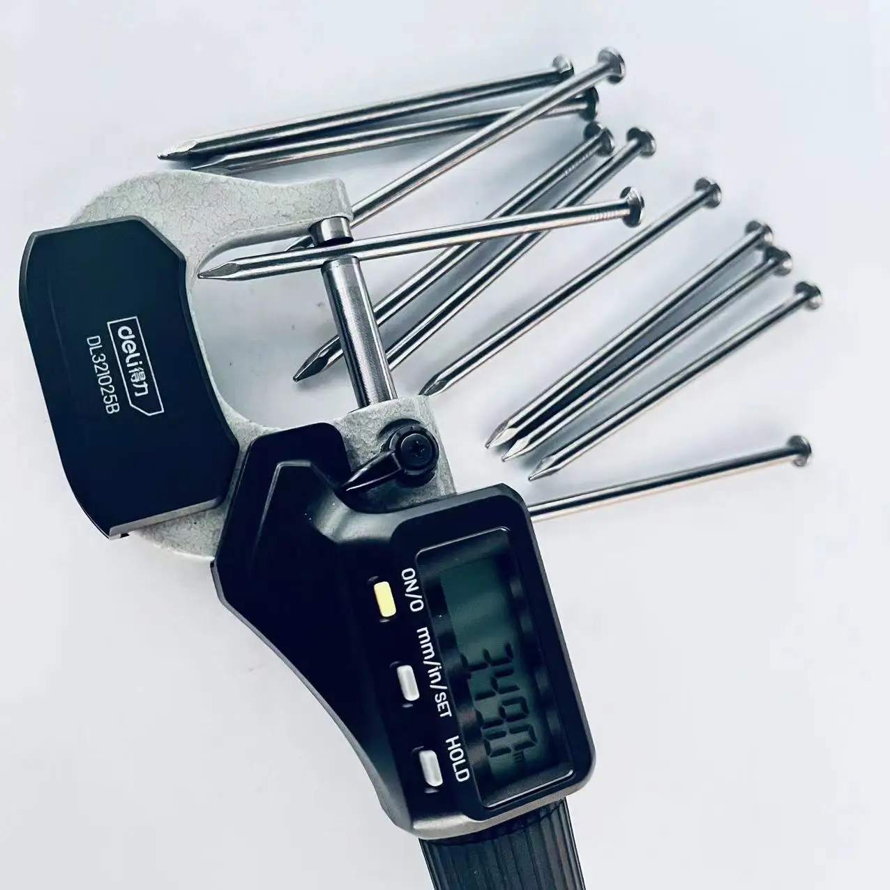 Factory Wholesale 1inch 2inch 3inch 4inch 5inch 6inch Common wire Nails iron for building Construction Nails manufacturers