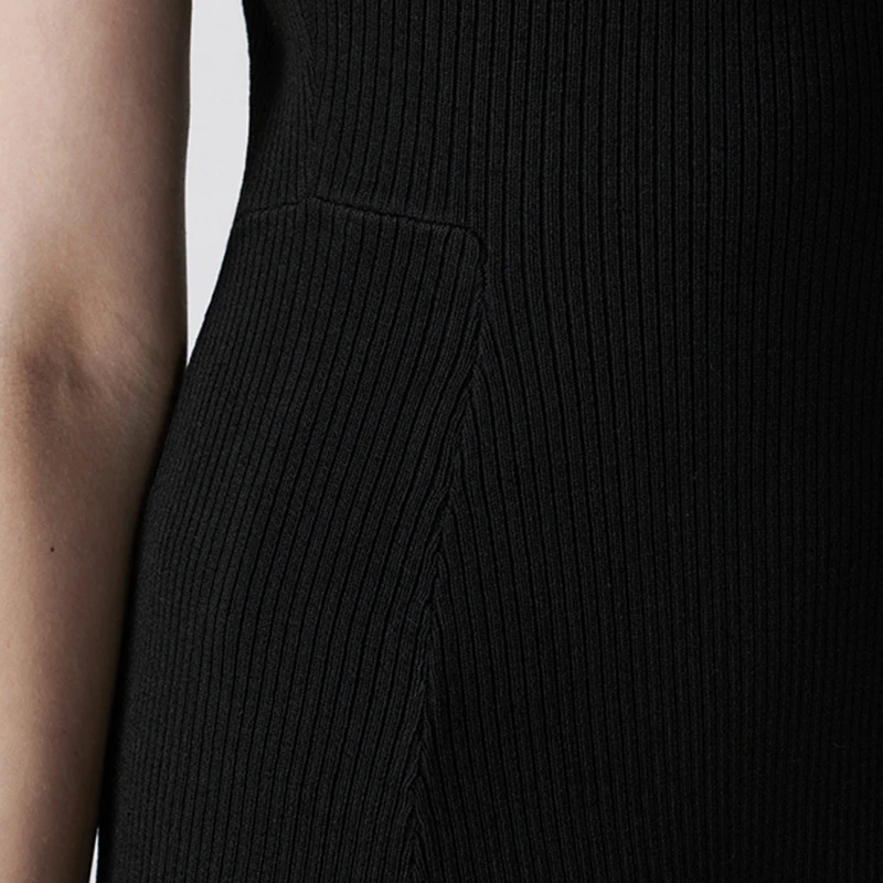 Bright black slim sleeveless tank top type knitted dress for ladies