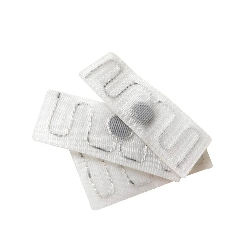 860-960Mhz Passive Soft Flexible UHF RFID Laundry Tag With Pressure And High Temperature Resistance