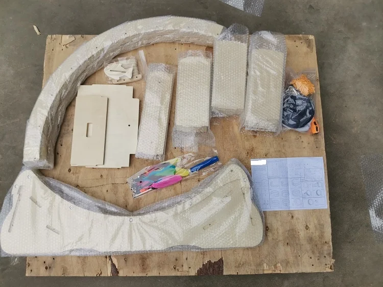 Pet Tumbler Toy Dog Leaky Food Interactive Cat Dispensing Ball Balance Swing Car Slow Feeder Treat Ball Increases IQ Toy