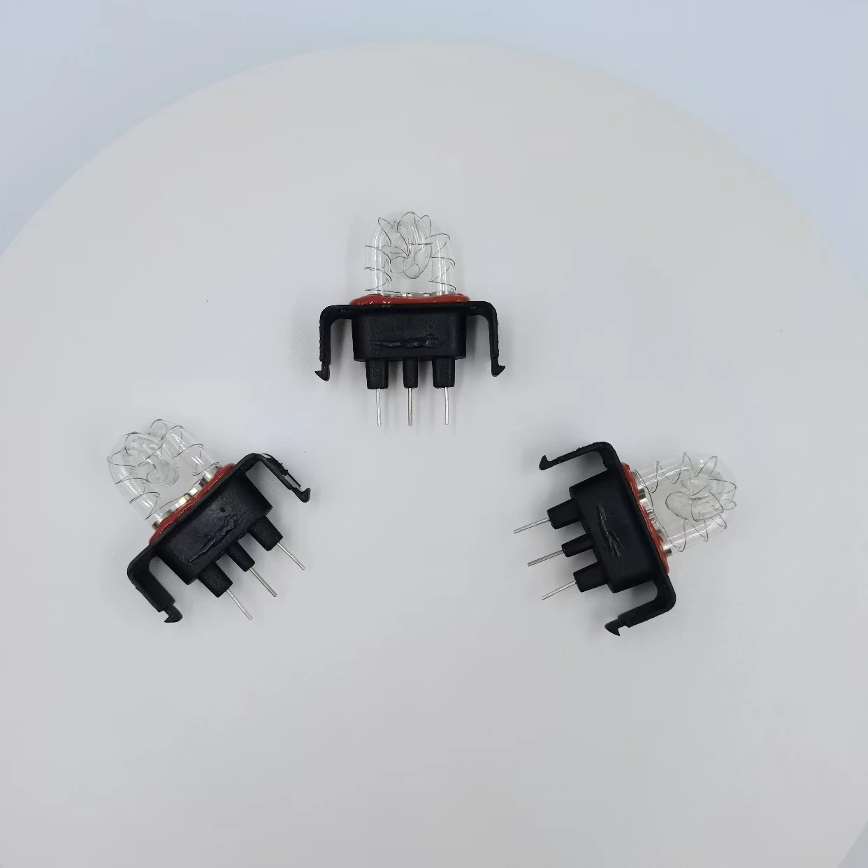 OEM supplier provides flash tubes suitable for strobe lights