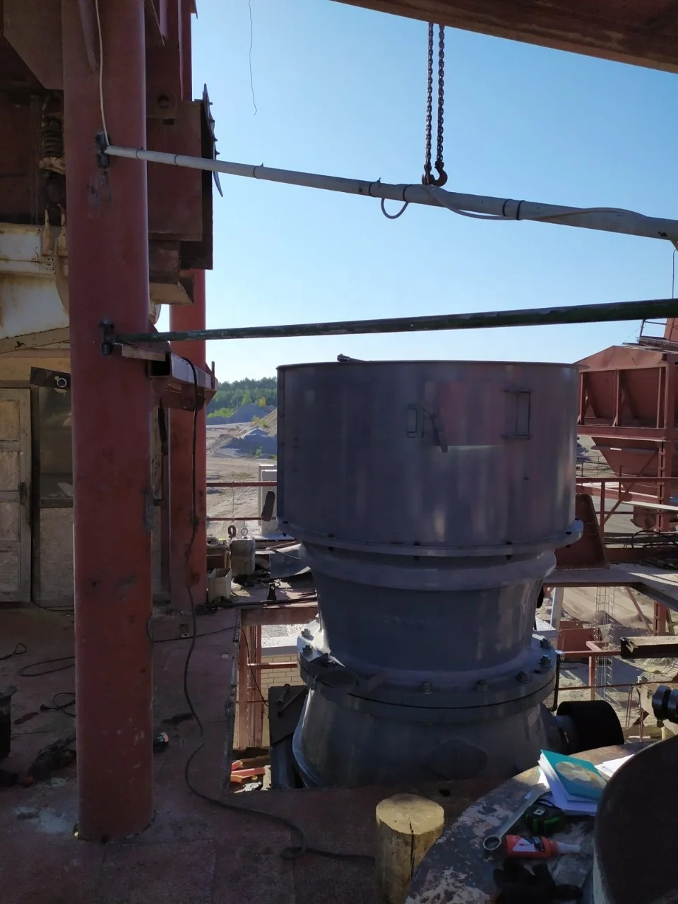 H2800 гидравлическая одноцилиндровая Конусная Дробилка горнодобывающее оборудование карьерное Высококачественная дробильная