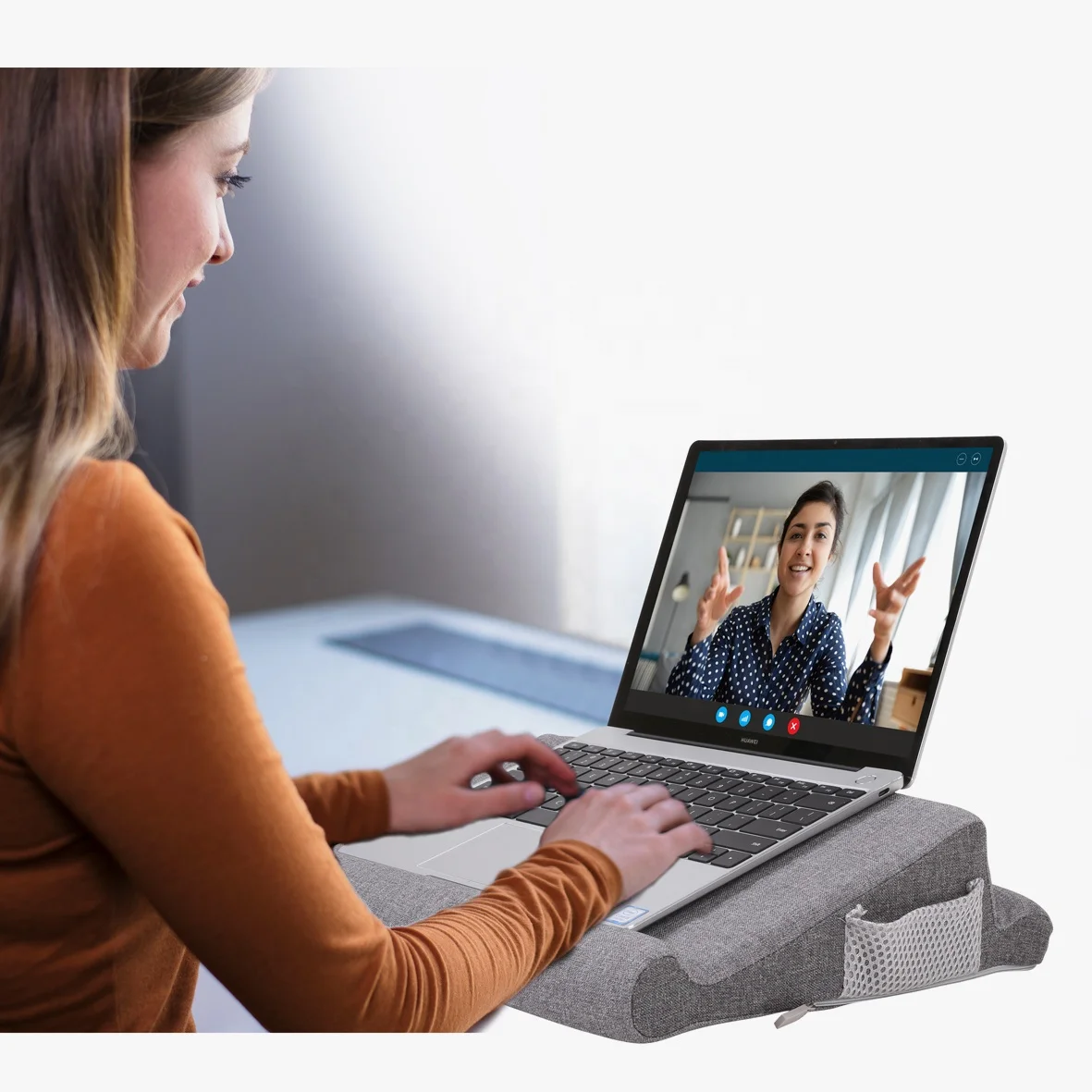 Oem High Quality Functional Memory Foam Laptop Support Reading Pillow Table Holder