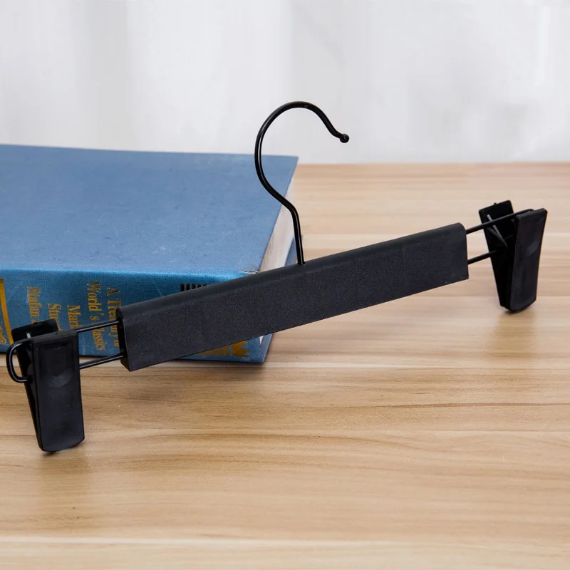 Hot Sale Wholesales High Quality  Non Slip Clips Plastic Skirt Trouser Pants Hanger