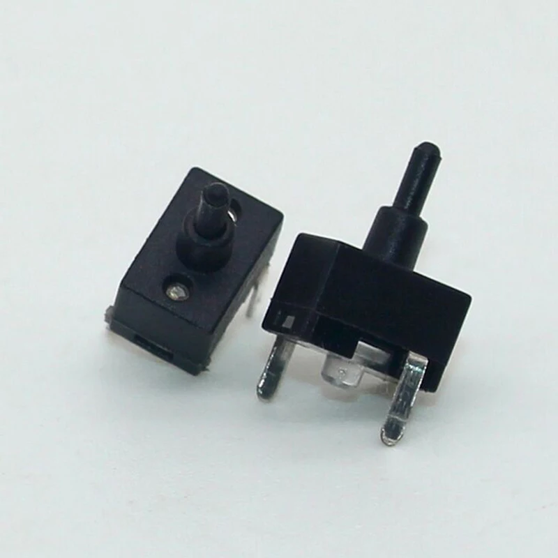 The plug-in DIP2 foot detects the normally closed microswitch detector switch