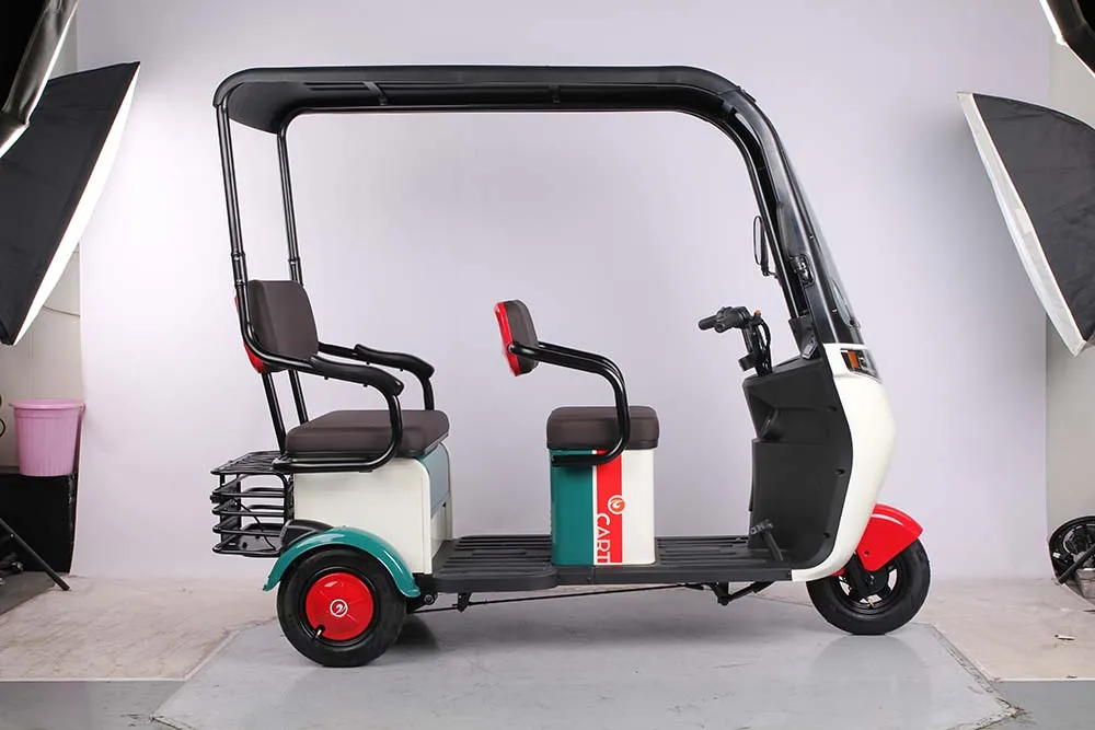 China Factory 2023 New Model 3 Wheels Electric Passenger Tricycles With Roof Three Wheel Scooter For Adult