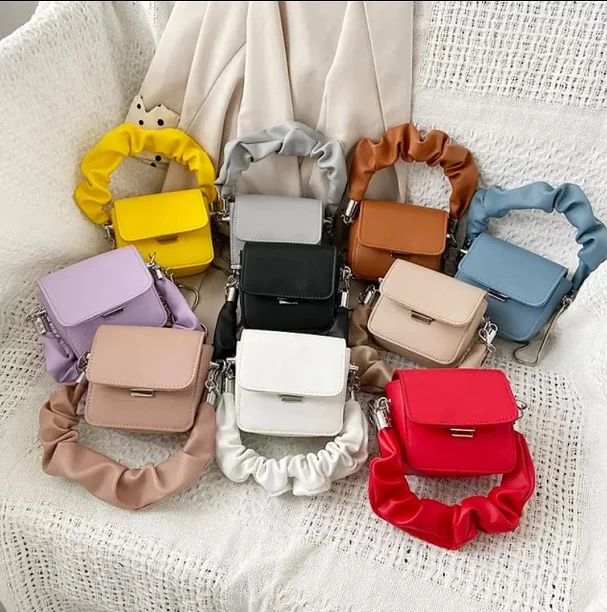 Cheap Price Simple Korean Fashion Mini Purse Girls Crossbody Designer Small Handbags For Ladies Women 2021