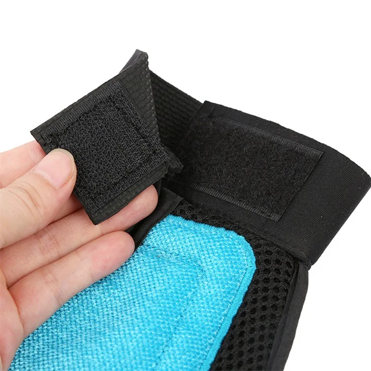 Amazon Small Puppy Fur Shedding Mittens Pet Washing Brush Silicone Dog Grooming Gloves