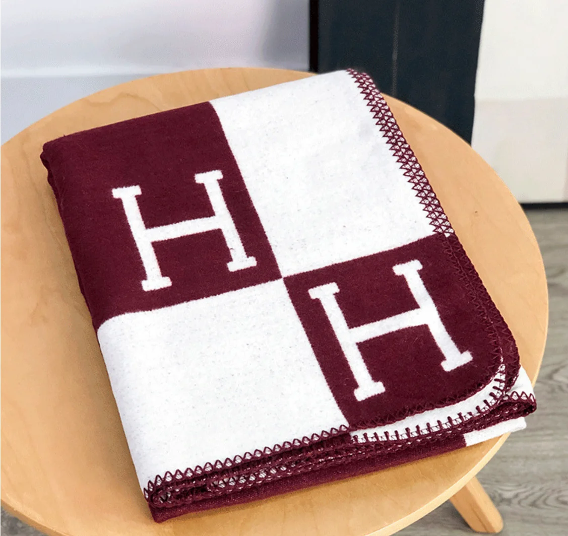 Factory selling modern minimalist cashmere feel sofa office decor knitting blanket