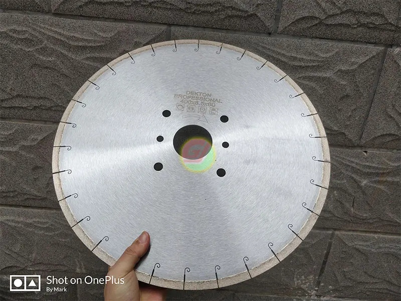 16 in. 400 mm Hot Press Cutting Blade Diamond Saw Blade for Professional Dekton Cutting Ceramic Granite Rock Slab Saw Blade