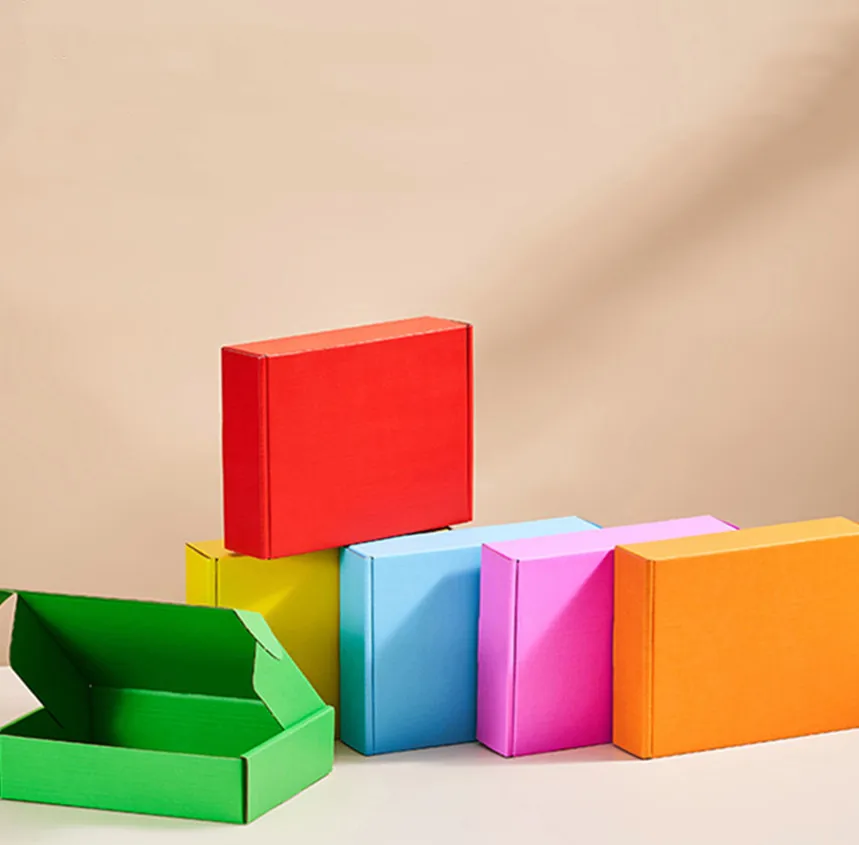 Becan 25*25*9Cm Stock Eco Friendly Paper Packaging Foldable Corrugated Cardboard Box Mailling Shipping Box