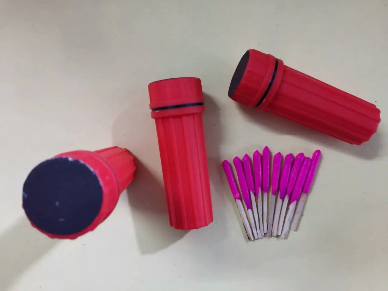 smoking match with non-flaming