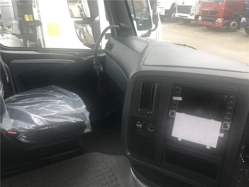 howo tractor truck hand with two sleeper 420 horsepower  good price high quality hot sale in Africa SINOTRUK howo tractor truck