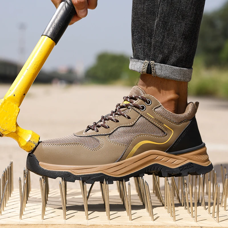 Lightweight Breathable Sports Safety Boots for Men Fashionable Mesh Upper Plastic Coated Iron Toe for  Construction Work