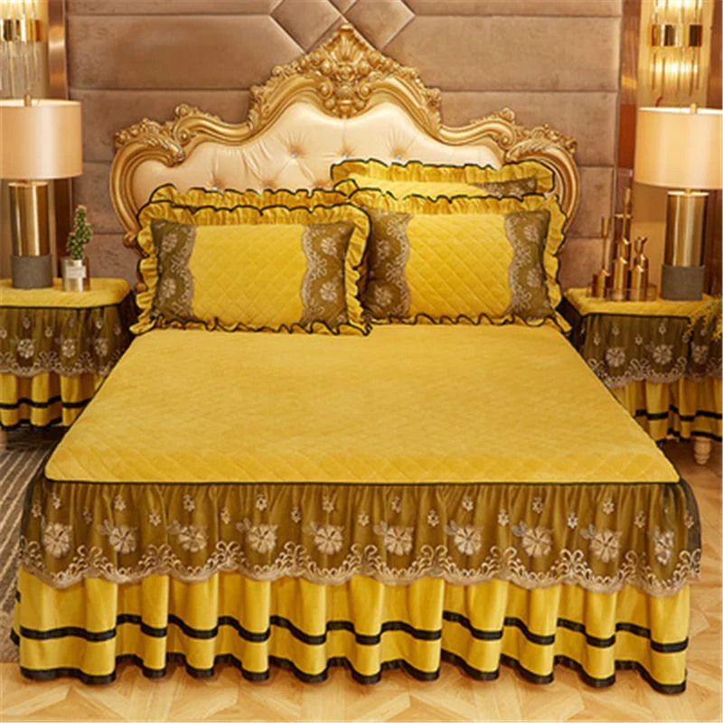 Luxury Bedding European Style Bedspreads on The Bed Lace Bed Skirt Pillowcases Crystal Velvet King Queen Size Home Textiles