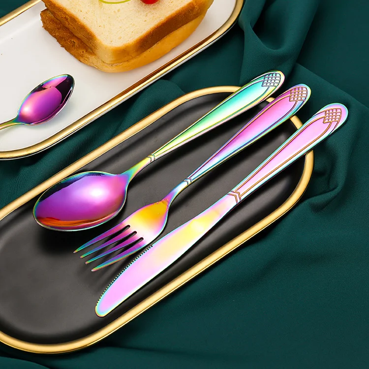 Amazon Best Selling Luxury Gold Stainless Steel 4 Pieces Cutlery Sets Flatware Spoon Fork Knif With Gift Box