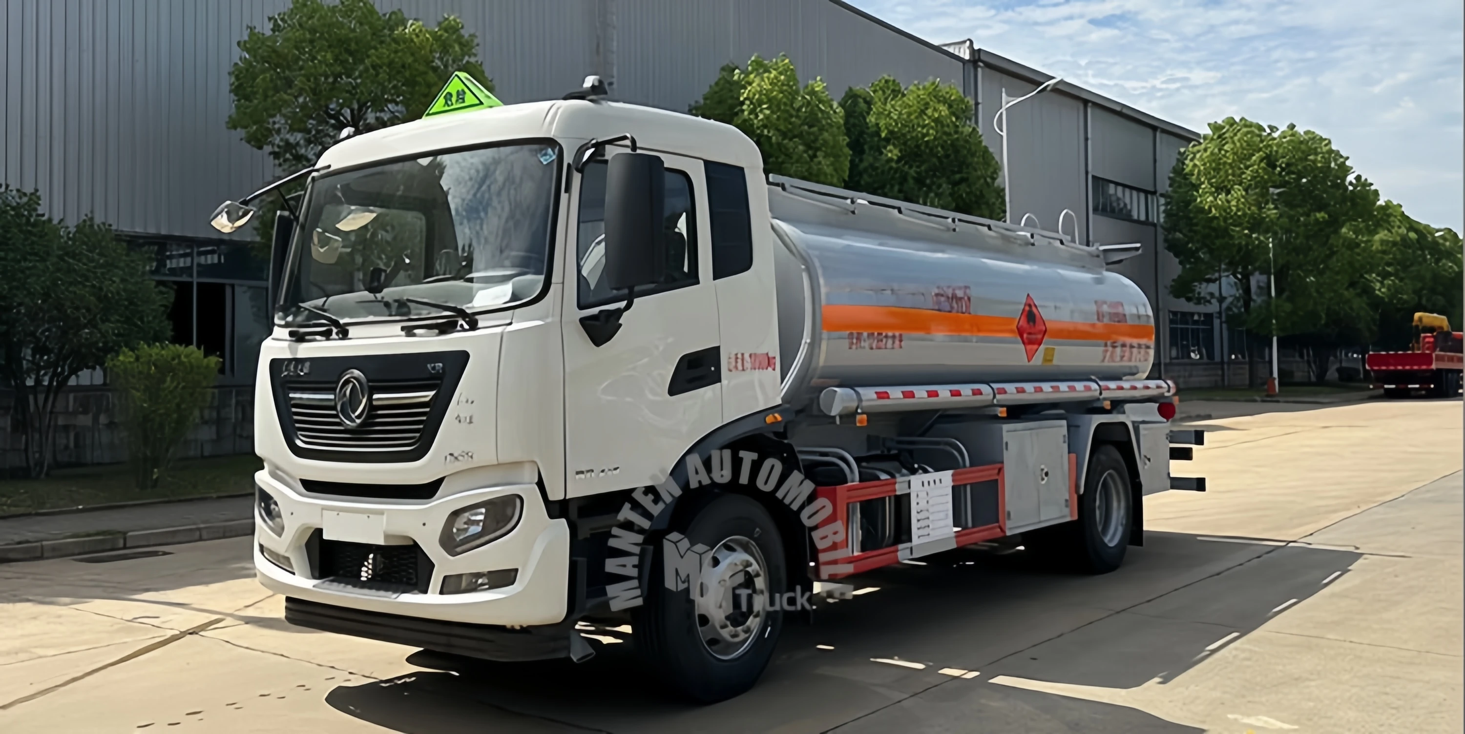 Автомобильный топливный бак DONGFENG HOWO 4x2 6x4 12 М3 15 тонн