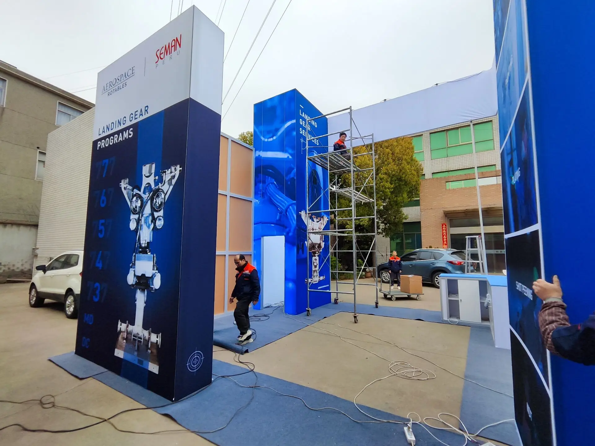 Exhibitor Searching The Most for AHR Expo Trade Show Booth Floor or Wall Space LED Lighting Layout