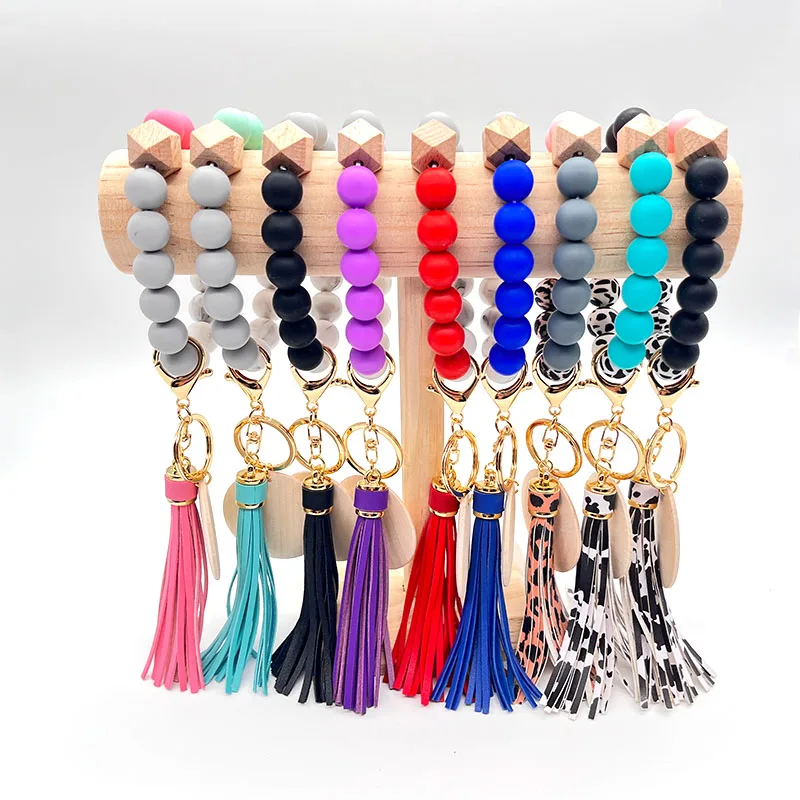 2022 New Design Custom Silicone Beads Bracelet Keychain Elastic Wristlet With Monogram Disc Silicone Wristlet Keychain Bracelet