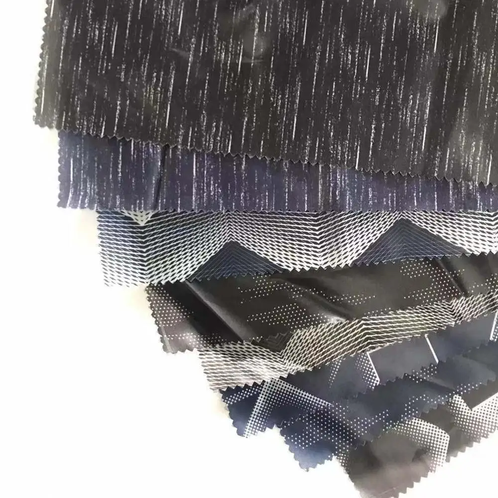 
 Ткань с принтом тафты 230T с масляным покрытием для швейной одежды  