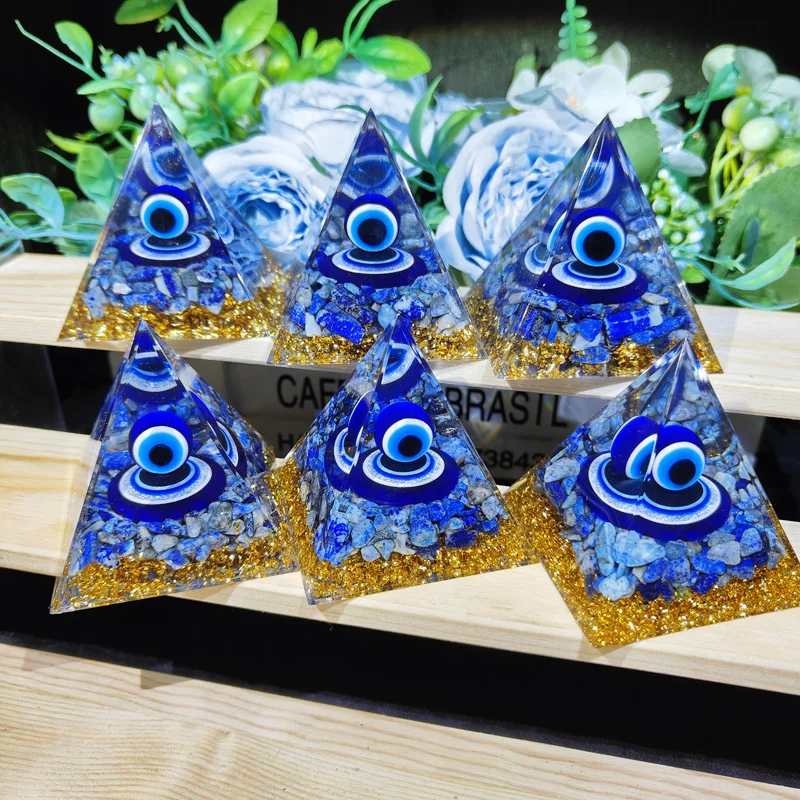 6cm Resin Evil Eye Pyramid Blue Eyes Natural Lapis Lazuli Eye Of Horus Shaped Pyramid For Healing In Palm With Crystal Chips