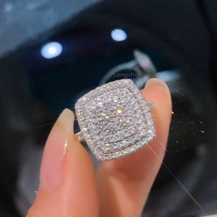 Factory wholesale Sparkle Luxury Square Shaped Design Wedding Diamond Ring Hiphop Style In Solid Gold