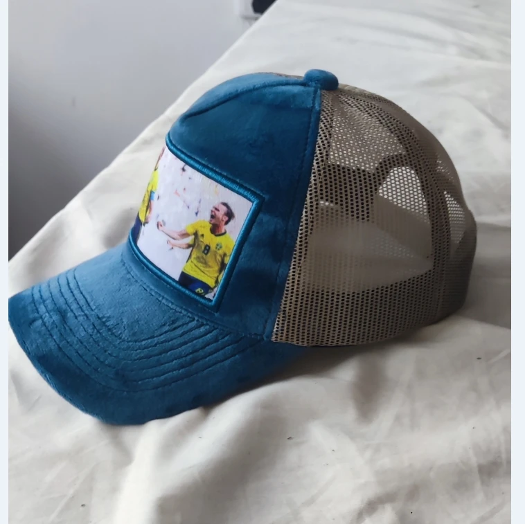 Front printing picture 5 panel black velvet trucker cap with custom patch