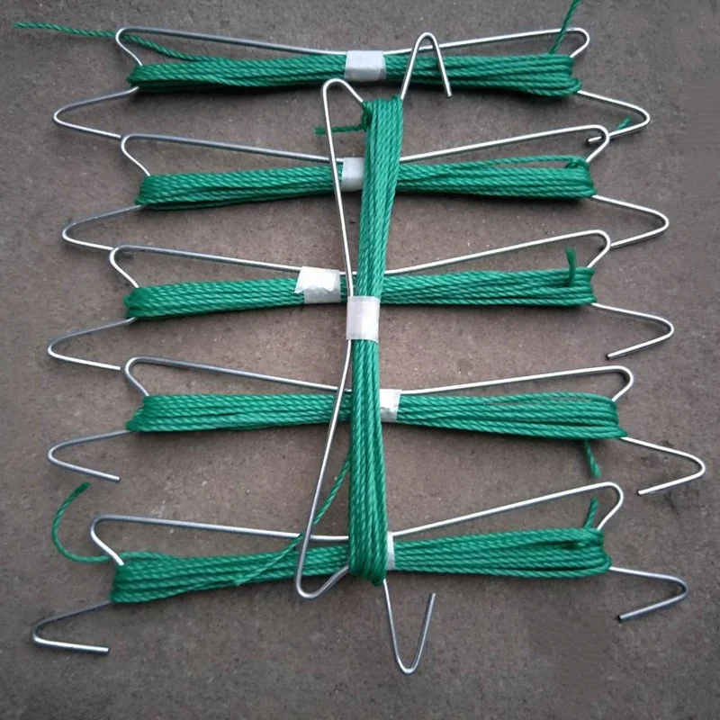 Hot Sale Galvanized Tomato Hooks Agricultural Tomato Hook With Roll Greenhouse Tomato Hook
