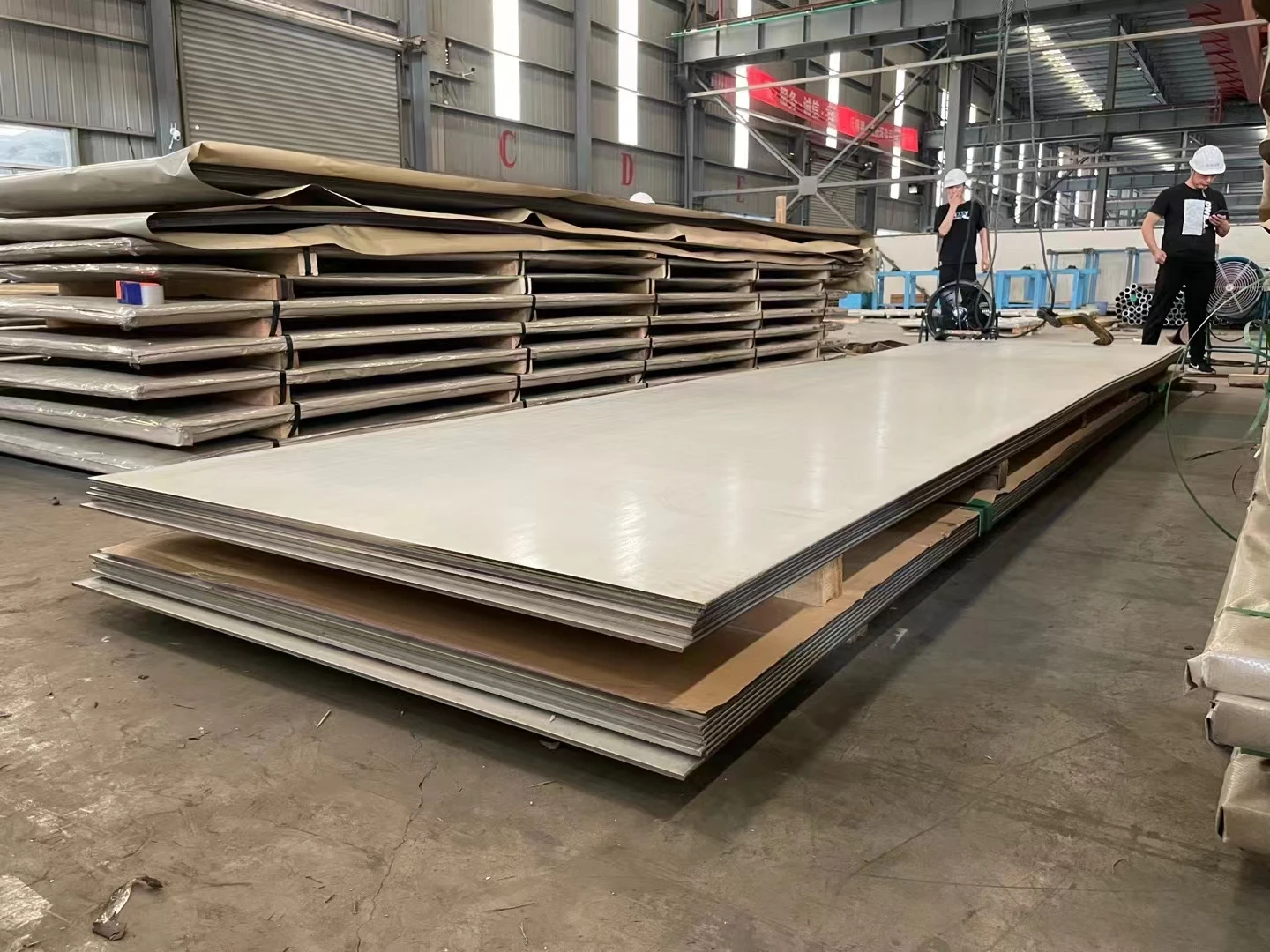 wuxi 1mm thick 304 316 321 hot rolled stainless steel sheet