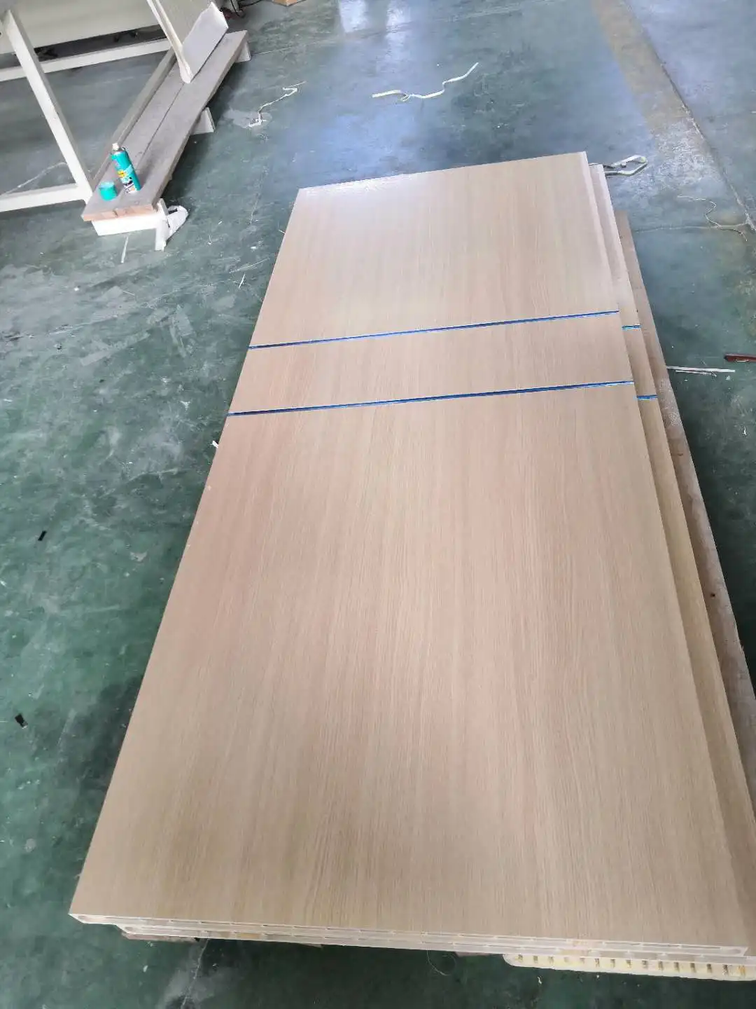 factory price laminated extrusion interior full hollow wpc doors with door frame