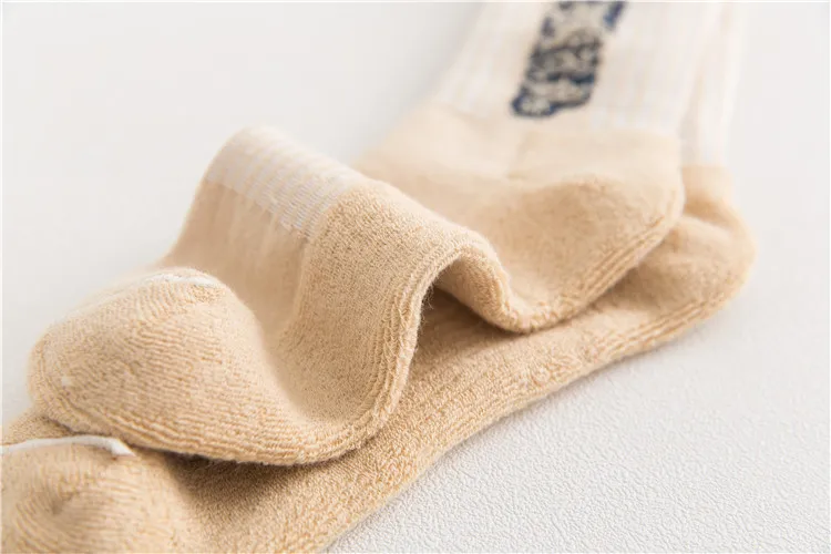 Professional High Elastic Mens Cotton Hosiery Solid Color Designer Breathable Calcetines Sport Men Custom Socks