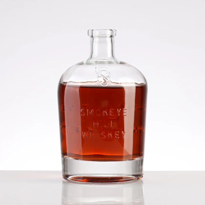 Hot Sale Luxury Whiskey Bottle 700ml Vodka Glass Wine Bottle Fruit Wine Bottle Manufacturer