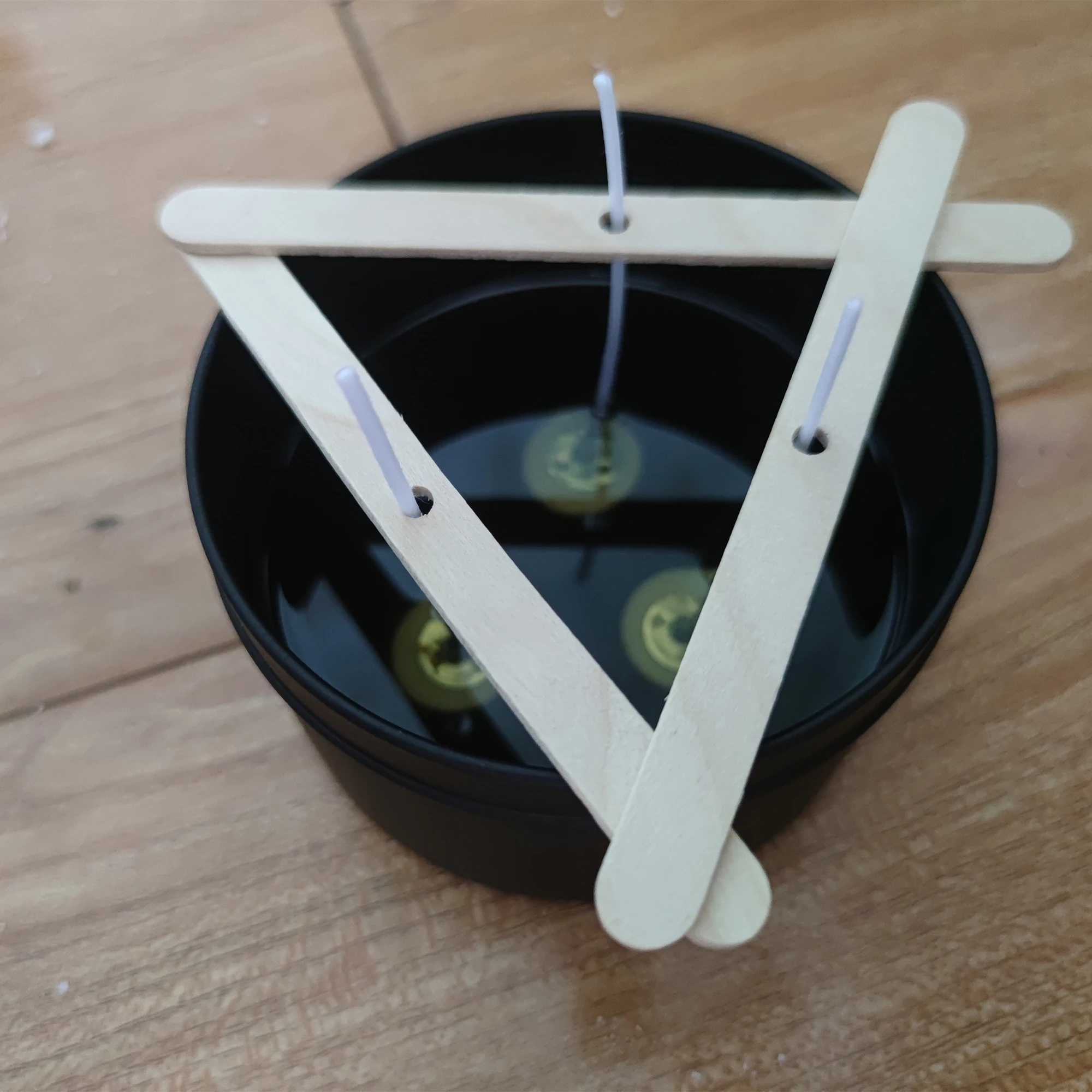 Varies Kind Easy Used Candle Wick Fixer in Different Material  Like Wood Metal or Paper