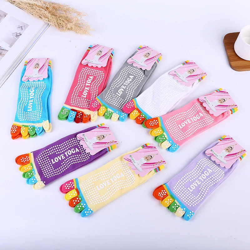 Women crew colorful pilates socks grip 5 toe finger yoga socks non slip yoga socks for wholesale