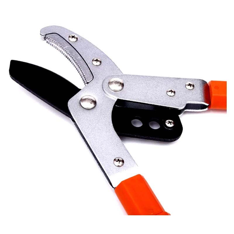 Heavy Duty Aluminum Garden Loppers with SK5 Blade for Trimming  2 inch Clean Cut Capacity Loopers