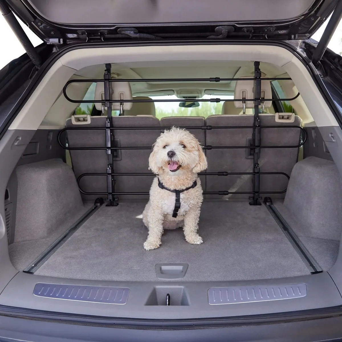 Travel backseat dog car barrier back seat adjustable fence dog barrier net car back seat pet dog safety fence for car back